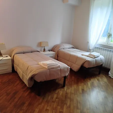 La Casa Di Mery Apartman *